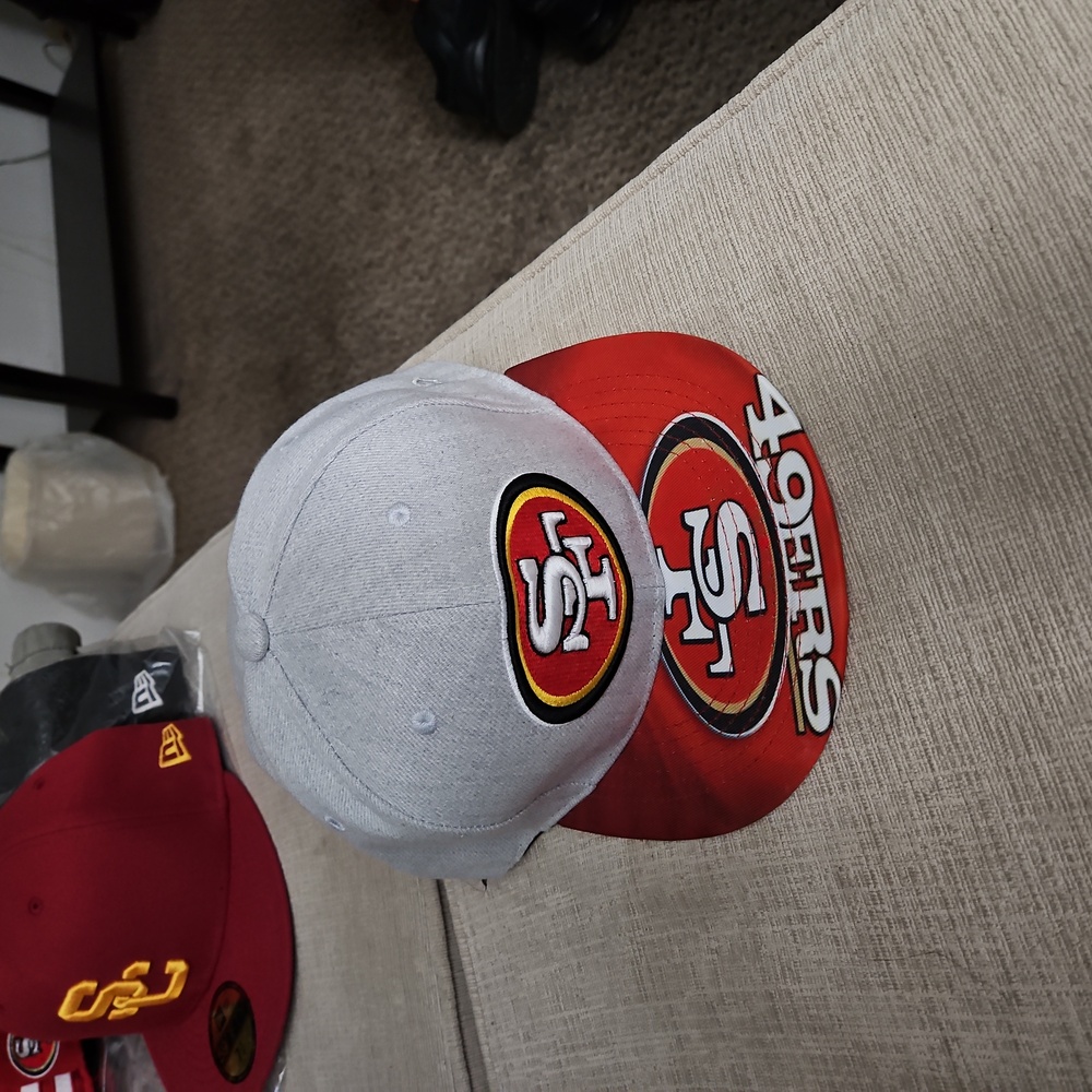 New Era San Francisco 49ers Hat. Worn rarely. 9/10 Condition.